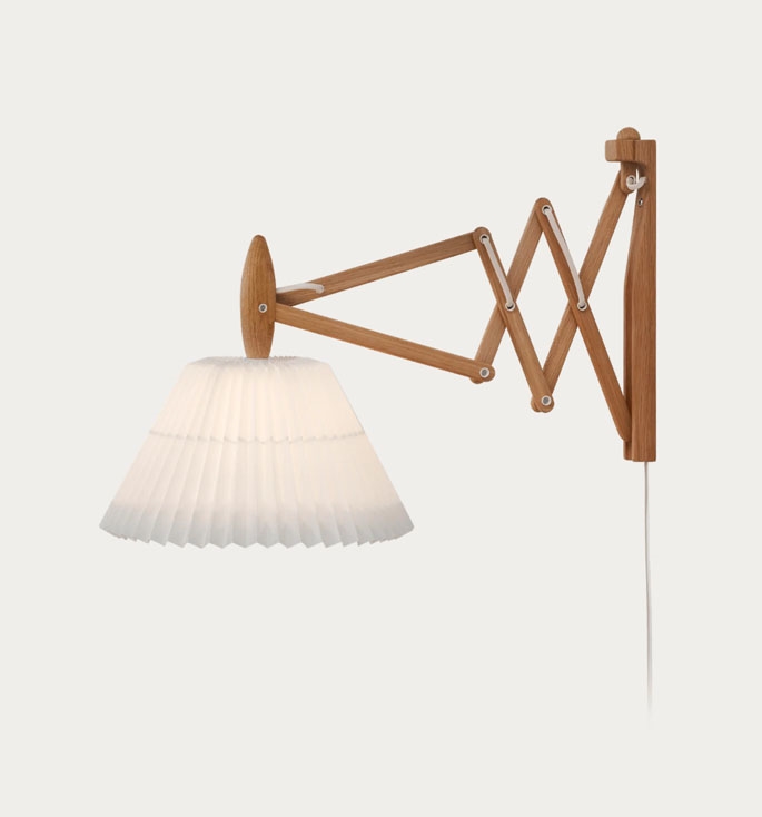 Sax 223-2/17 væglampe, lys eg/papir